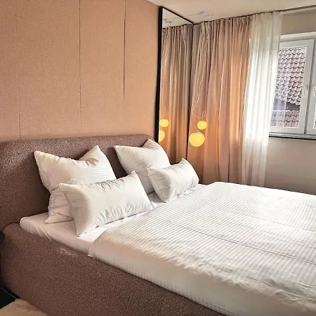 -sauna-massage Chair-free Parking *